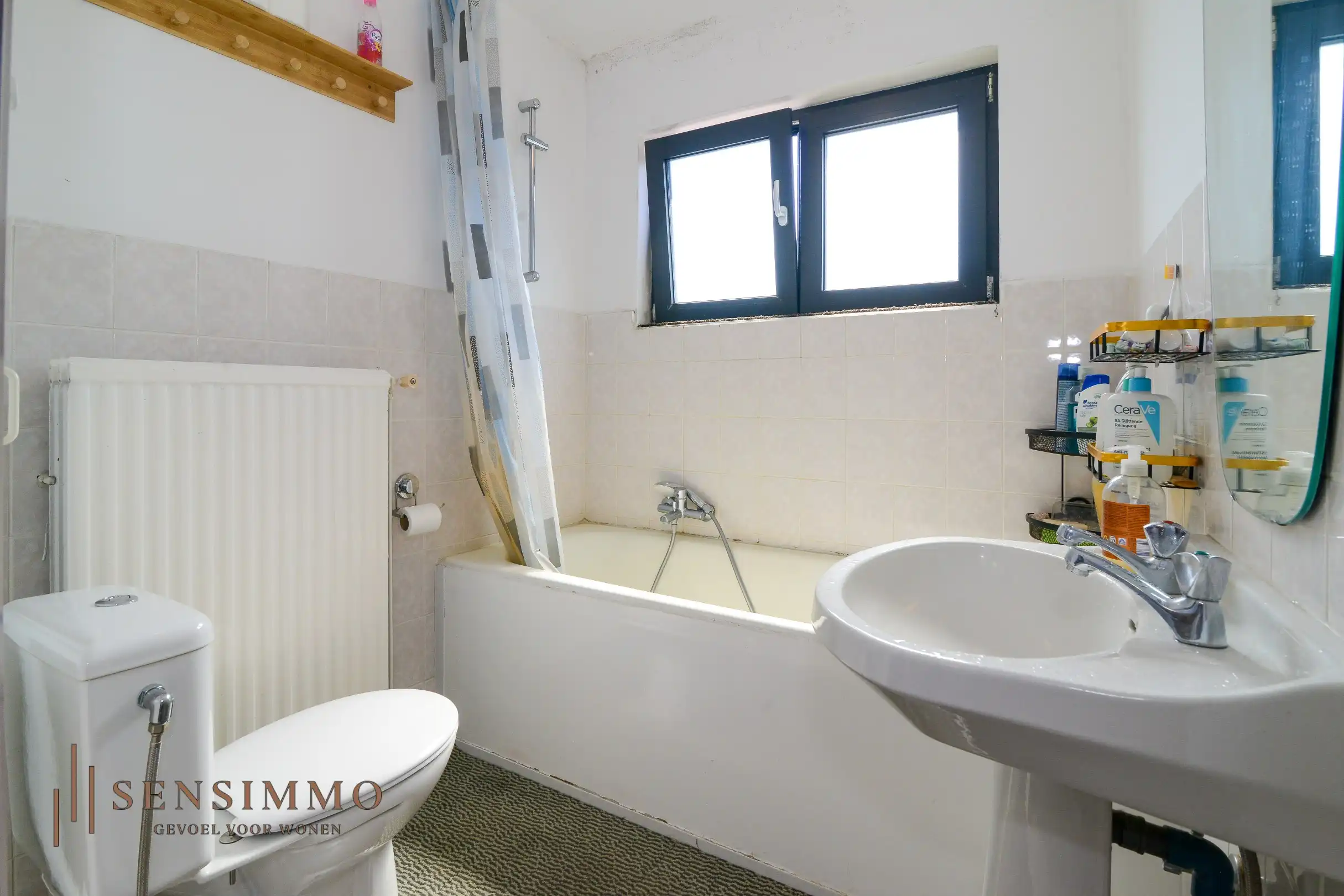 Ruim appartement met 3 slaapkamers in Maasmechelen foto 13