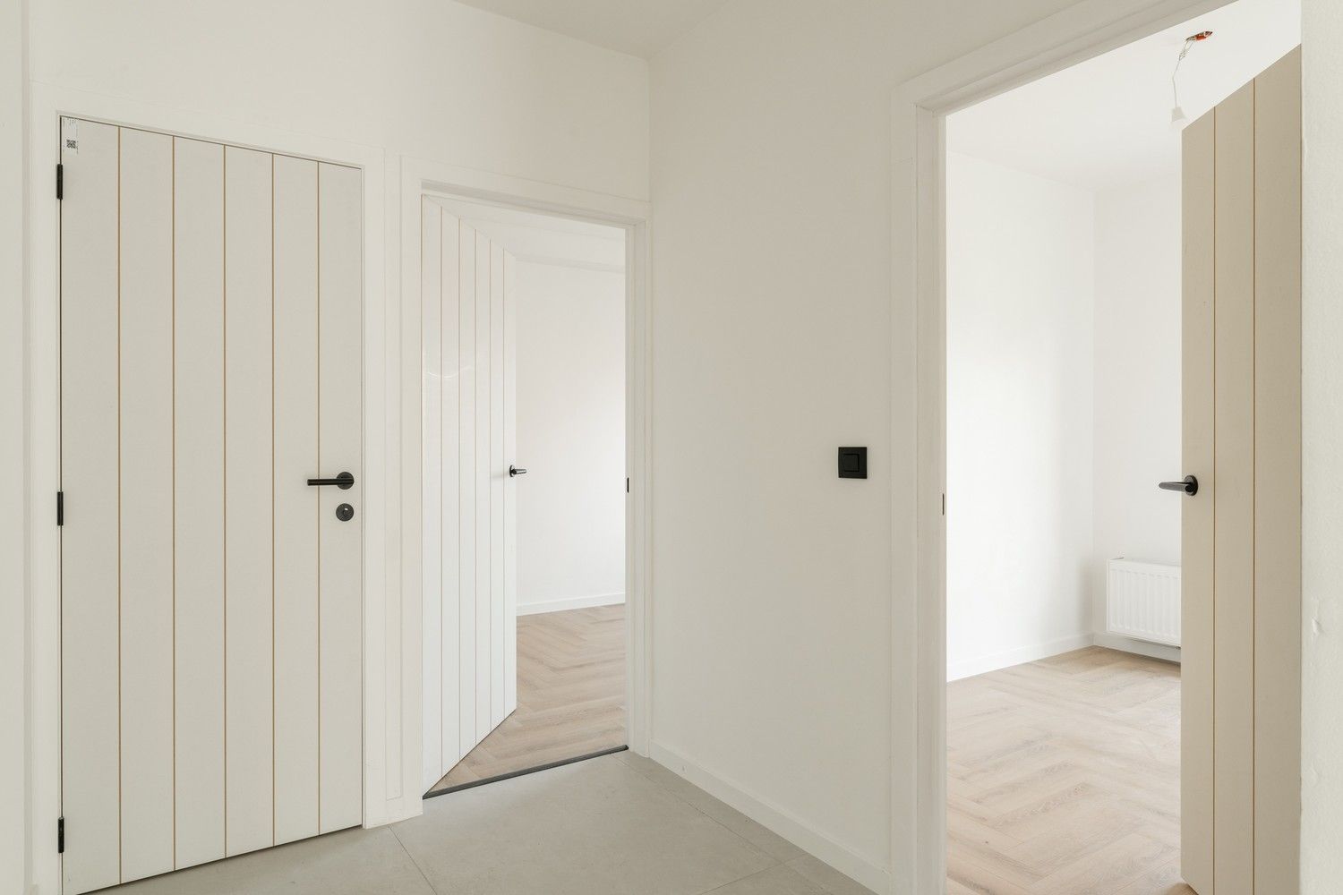 Prachtig 3 slaapkamer appartement met garagebox en privatieve berging foto 13