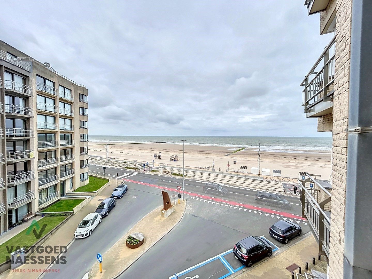 INSTAPKLAAR 2 SLPK APP - ZIJDELINGS ZICHT OP ZEE foto 17