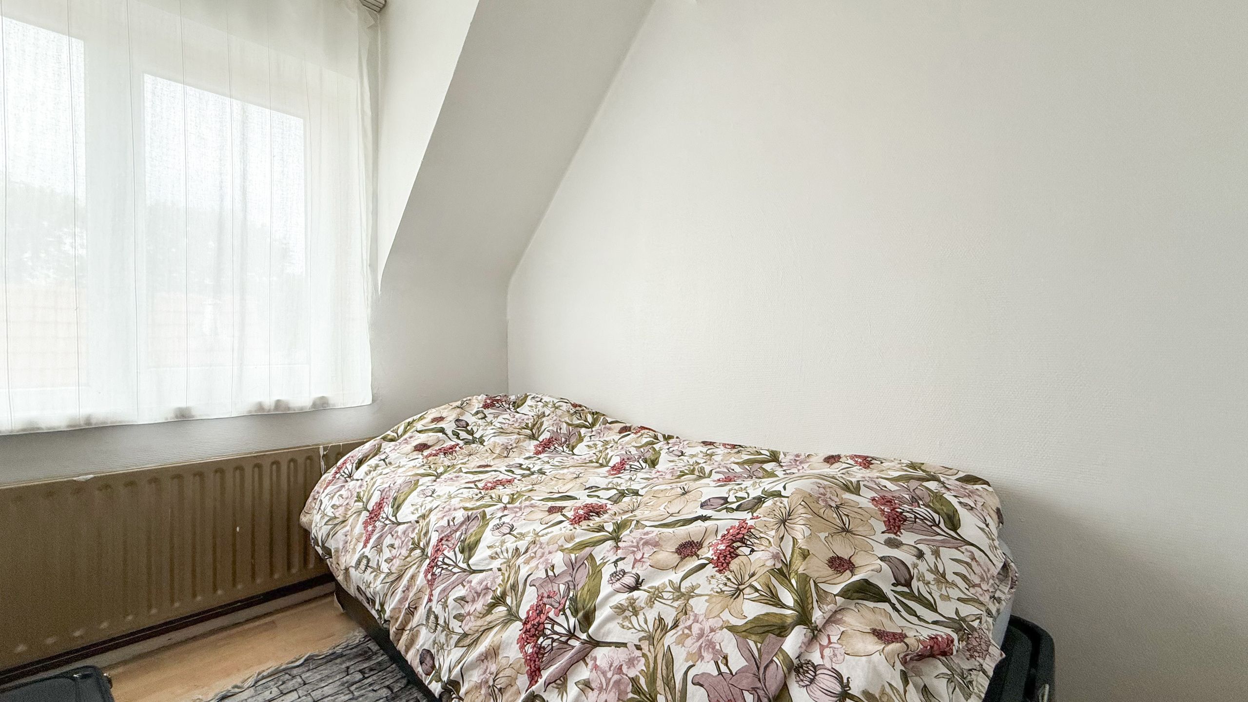 Half open gezinswoning, centraal gelegen, met 3 slaapkamers! foto 18