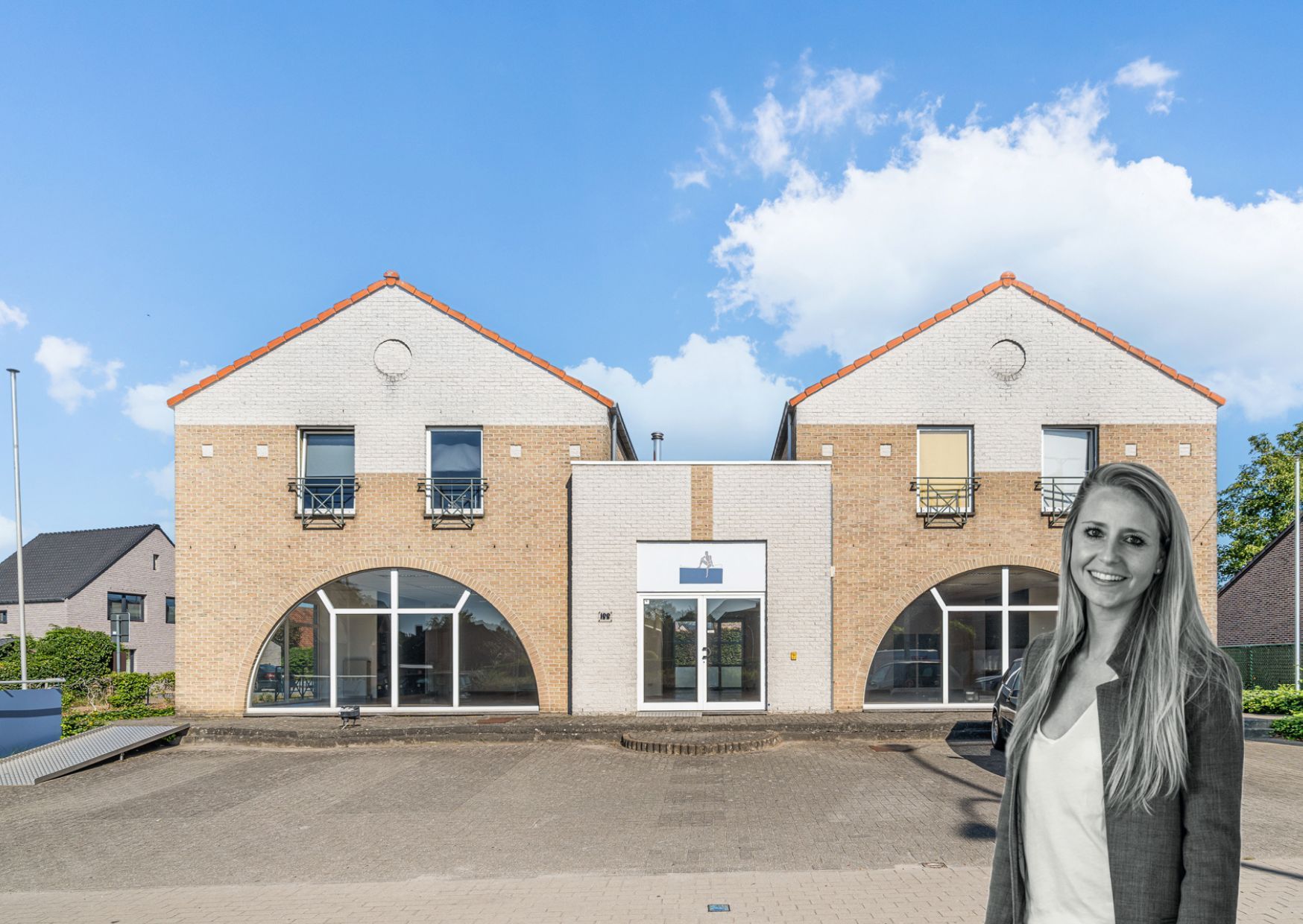 Commerciële ruimte te koop foto {{pictureIndex}}