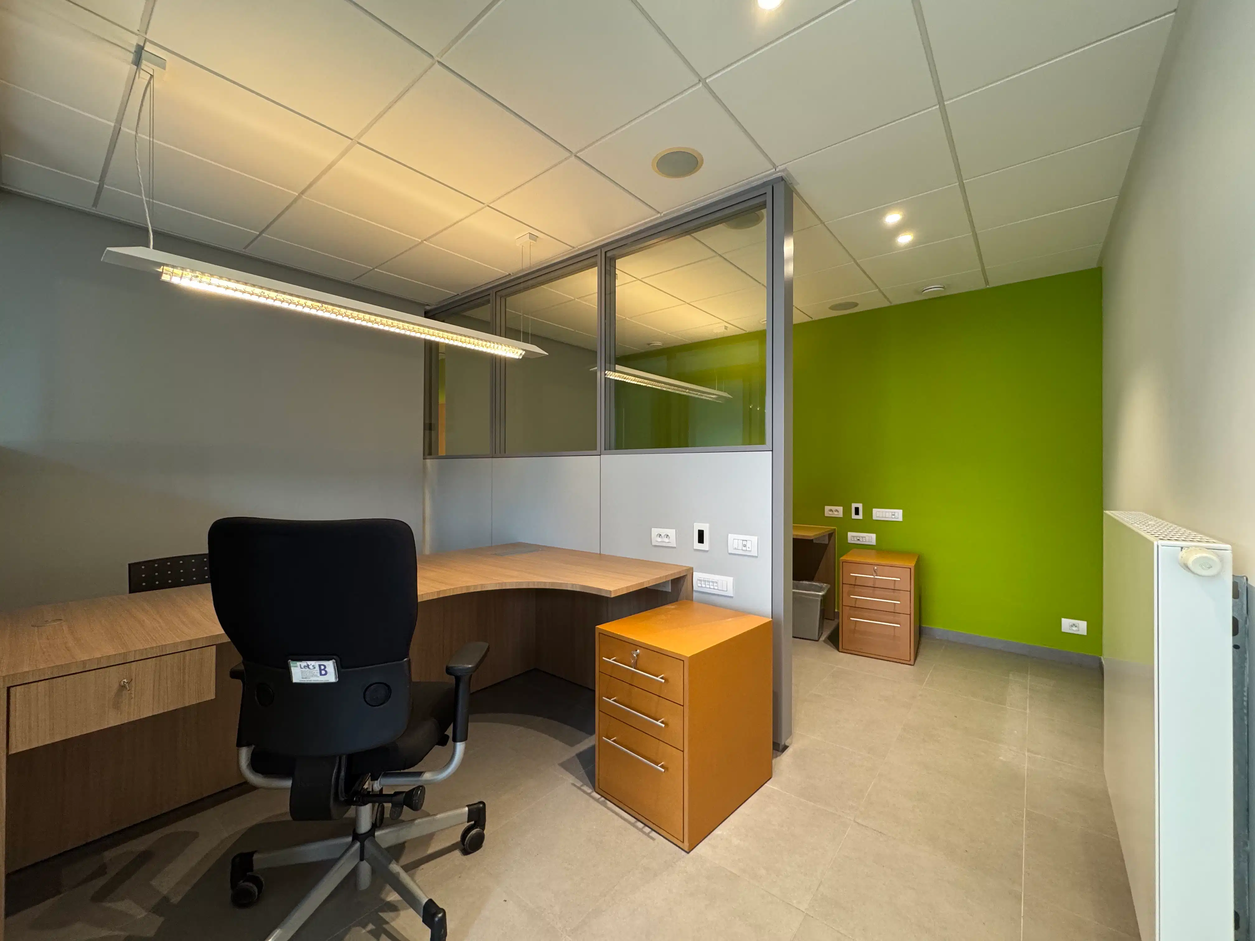 Instapklaar handelsgelijkvloers 250 m² Middelkerke foto 6