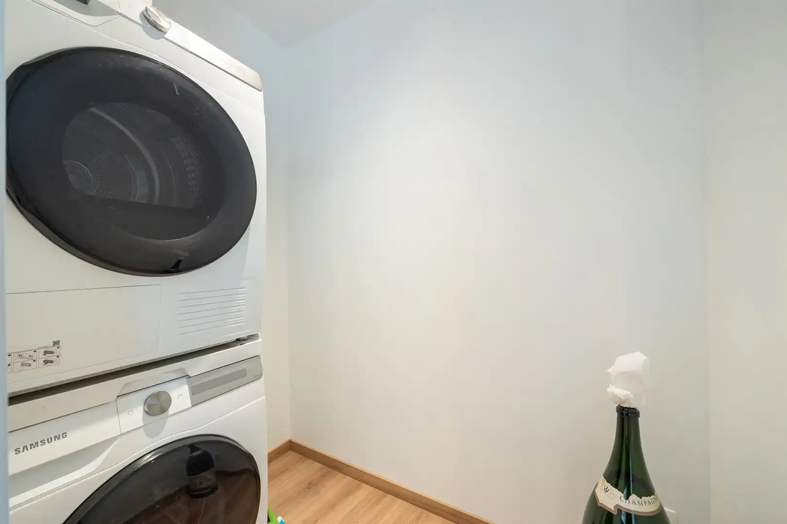 Flat/studio op toplocatie foto 9