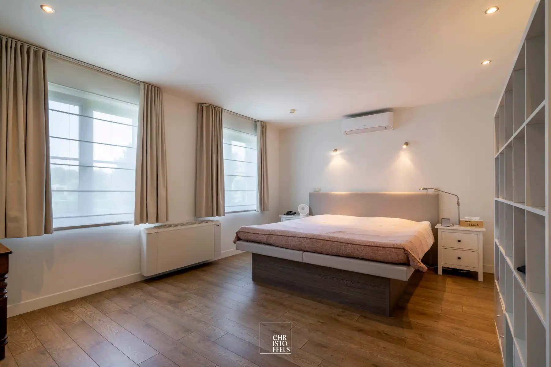 Exclusieve villa van 458m² met buitenzwembad op een perceel van 2.231m² foto 9