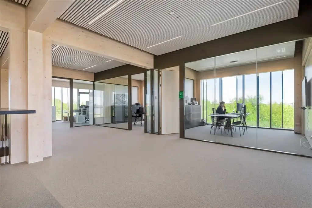 Nieuwbouw kantoor te huur in Zwijndrecht foto 7