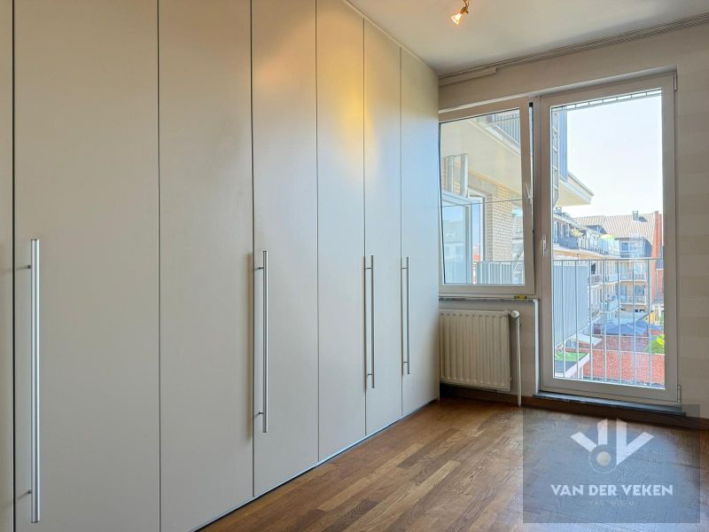 RUSTIG GELEGEN 2-SLPK-APPARTEMENT DICHTBIJ HET CENTRUM VAN HASSELT. foto 6