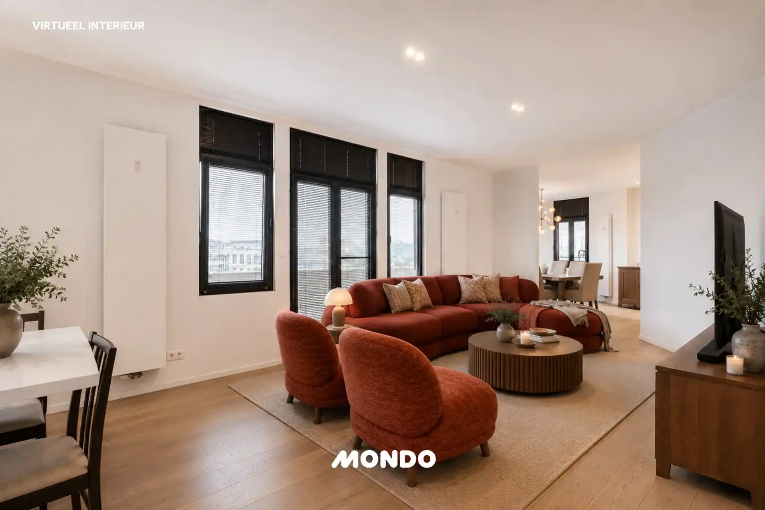 Penthouse met skyline-uitzicht en garage in Résidence La France foto {{pictureIndex}}