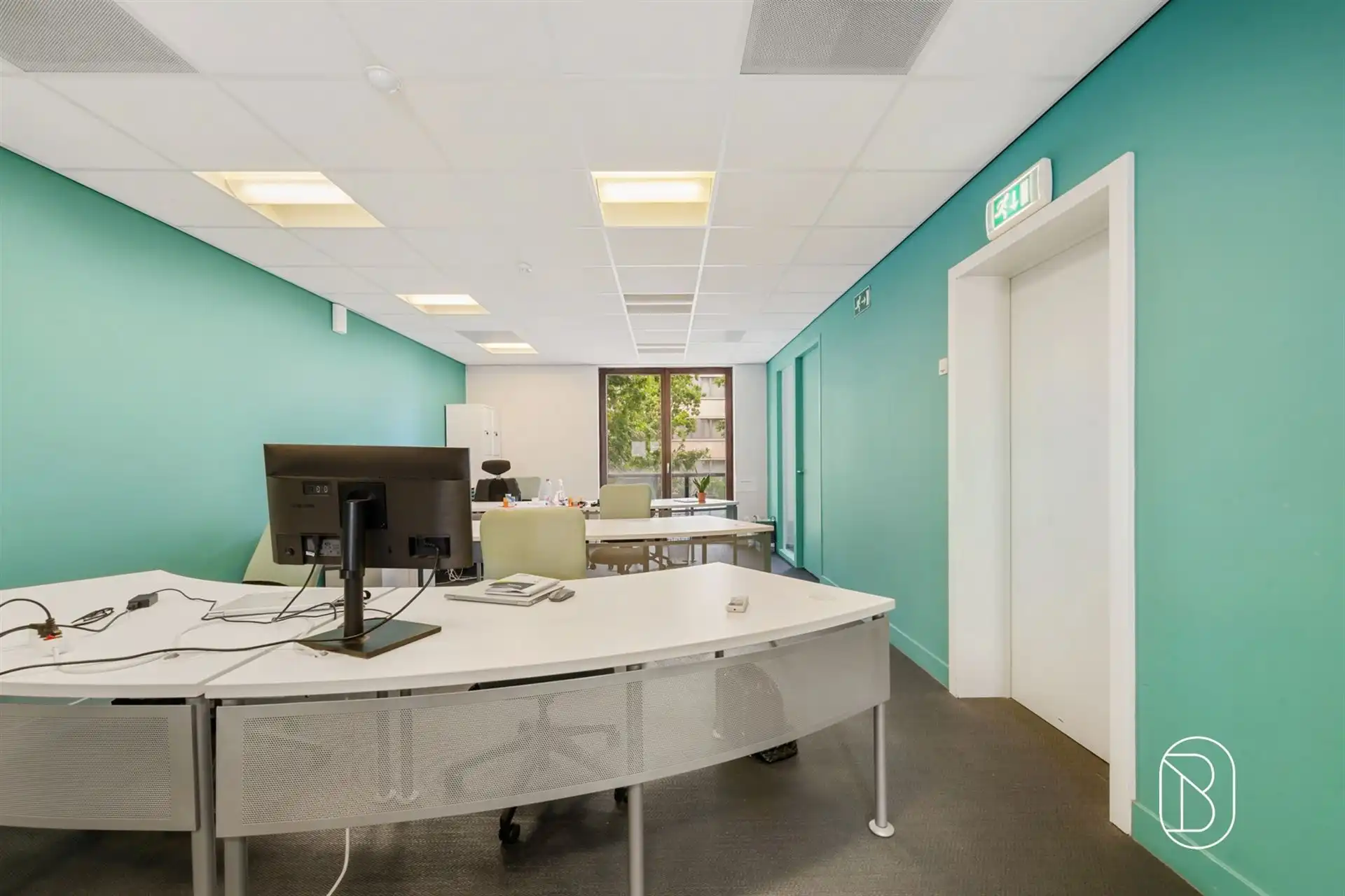 Topgelegen kantoorruimte van 450m2, veel potentieel foto 27