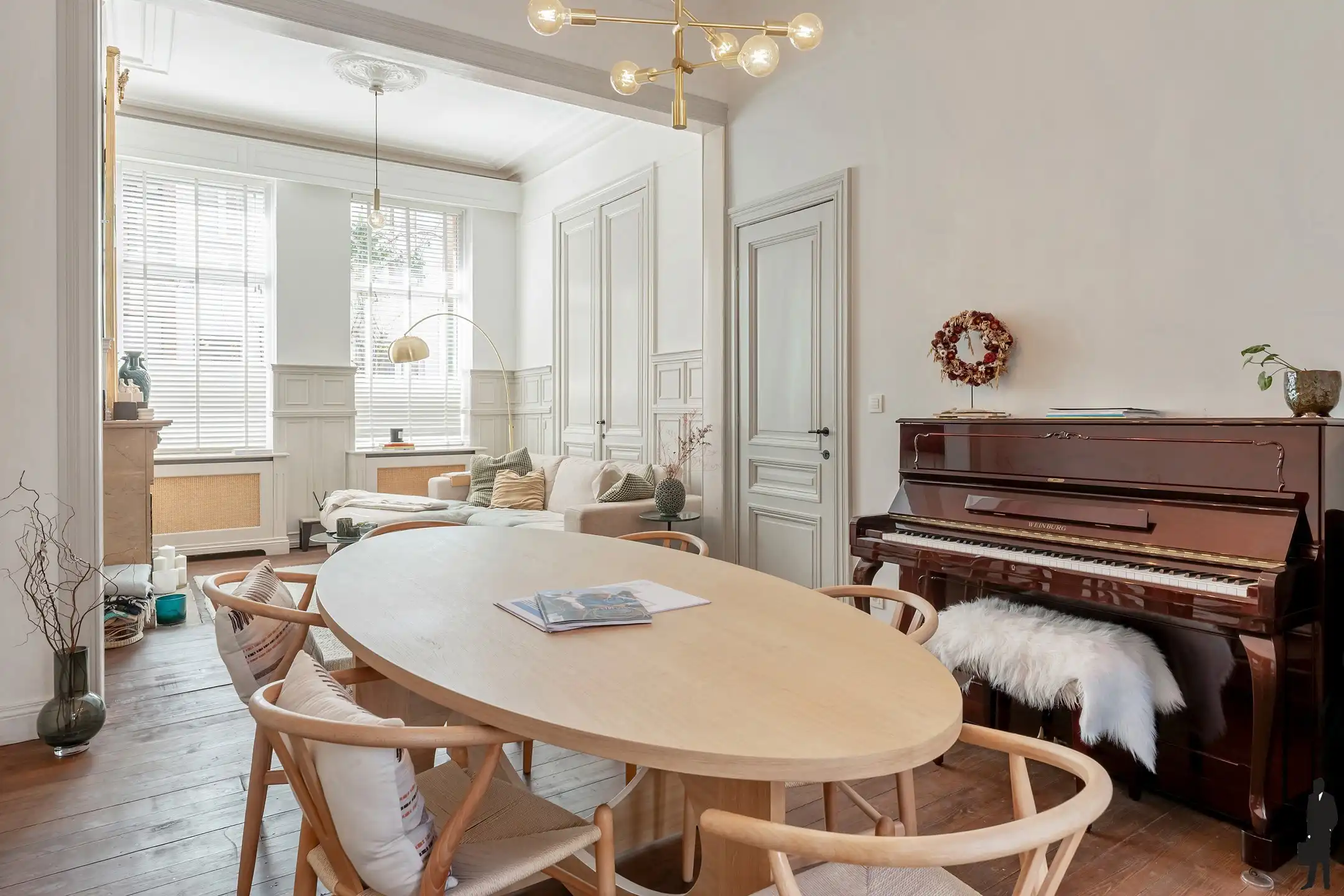 Karaktervolle, volledig gerenoveerde woning met 4 slaapkamers en stadstuin in het hart van Berchem foto 12