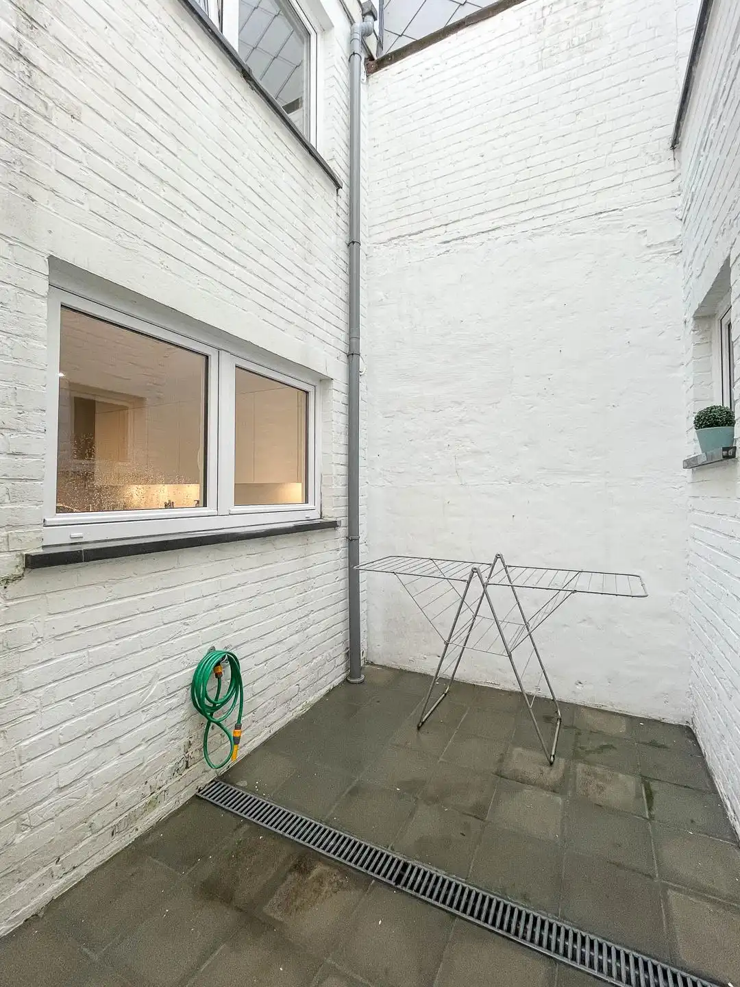 Instapklaar gelijkvloers appart. aan het Uilenspiegelplein.. foto 15