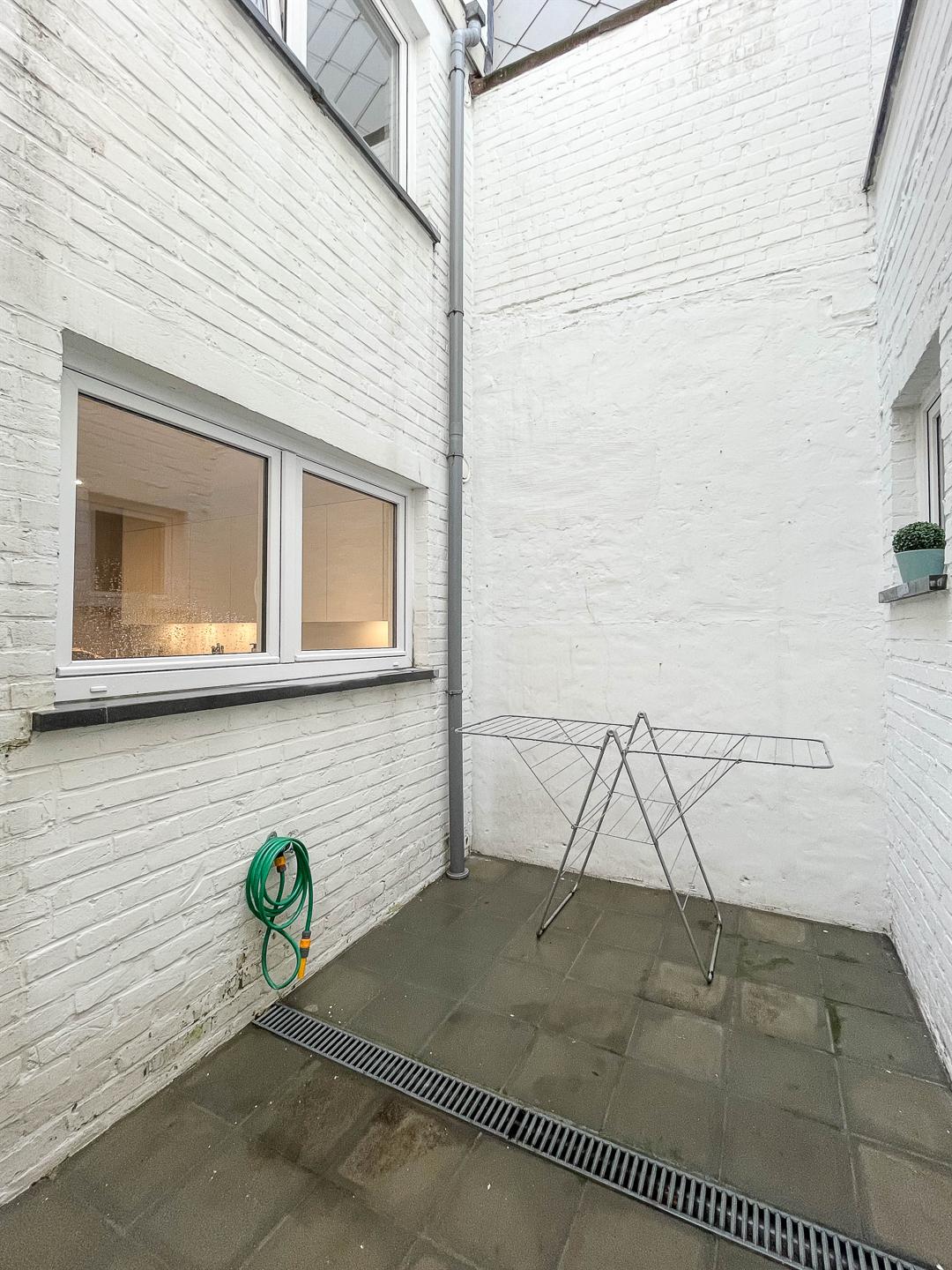 Instapklaar gelijkvloers appart. aan het Uilenspiegelplein.. foto 15