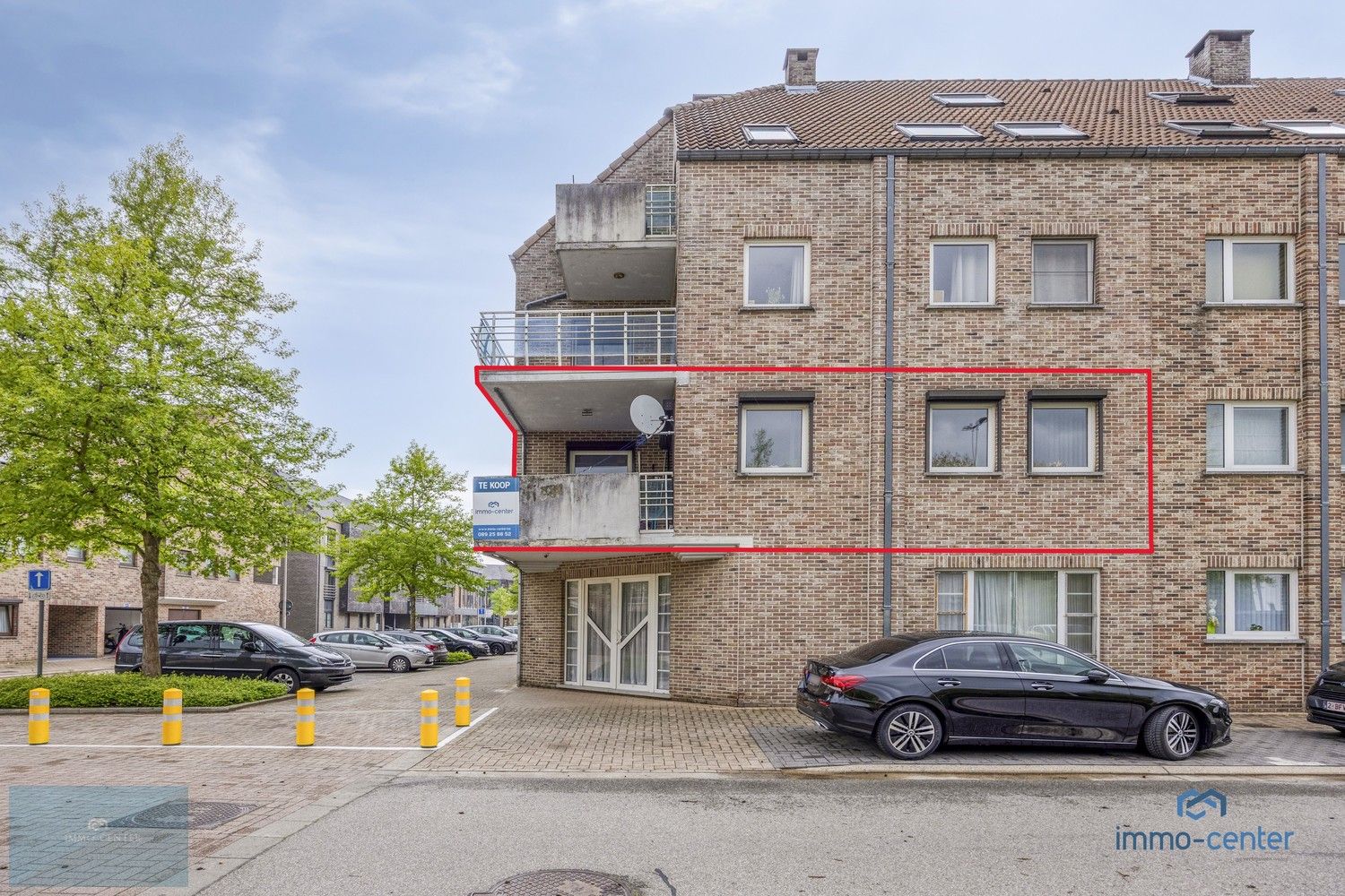 Lichtrijk en Instapklaar Appartement (150 m²) met 3 Slaapkamers en 2 Ondergrondse Parkeerplaatsen in Genk foto 2