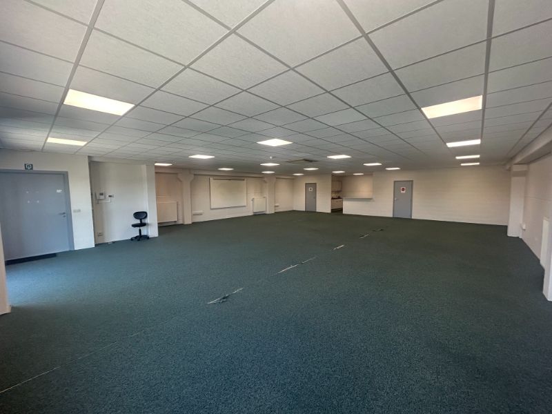 Kantoor van 213 m² op toplocatie Mariakerke (Gent) foto 4