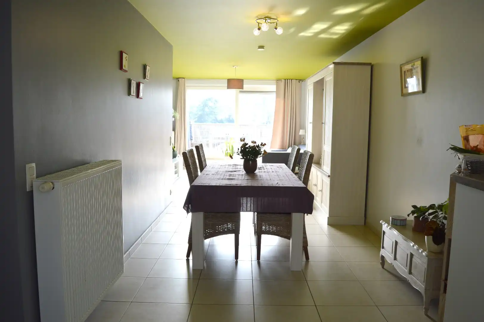 Verzorgd recent 2 slaapkamer appartement foto 5