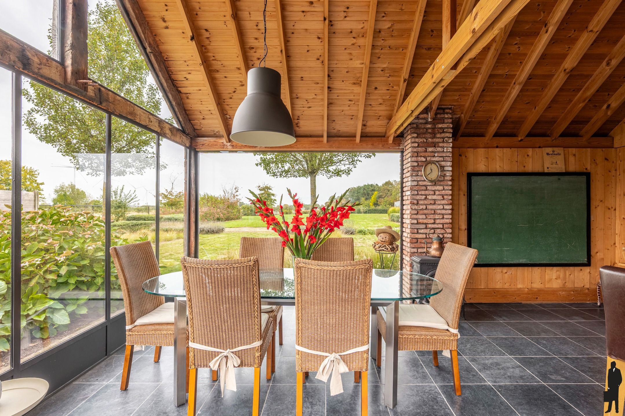 Landelijke woning met 3 slpk. en vrij uitzicht op een perceel van ca. 3.400 m² foto 23