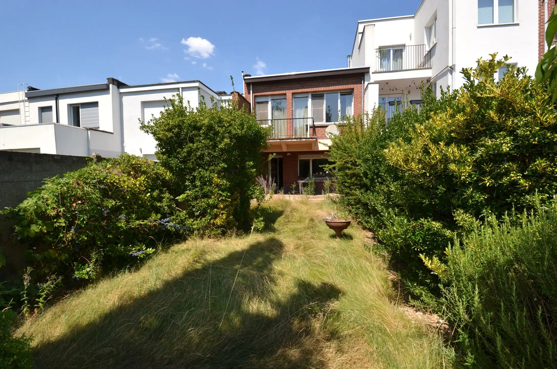 Te renoveren woning met 2 slaapkamers, garage en zonnige zuid-tuin foto 17