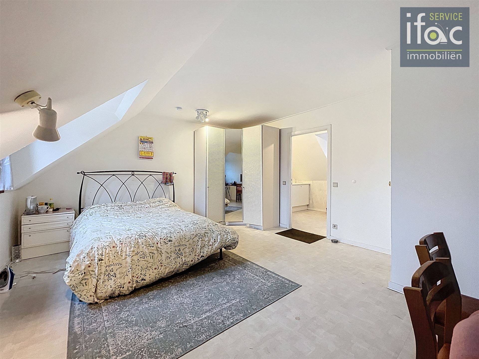 Rijwoning met tuin  foto 14