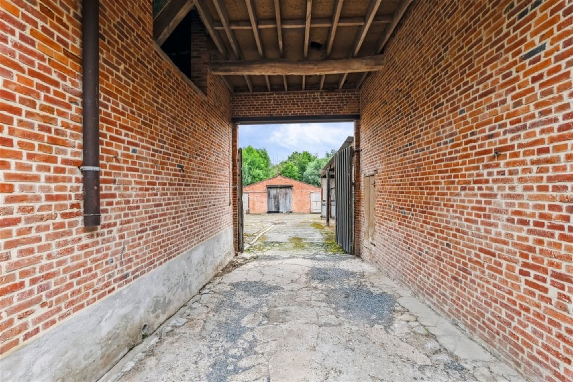 CHARMANTE HOEVE OP EEN PERCEEL VAN 14A IN HEERS  foto 7