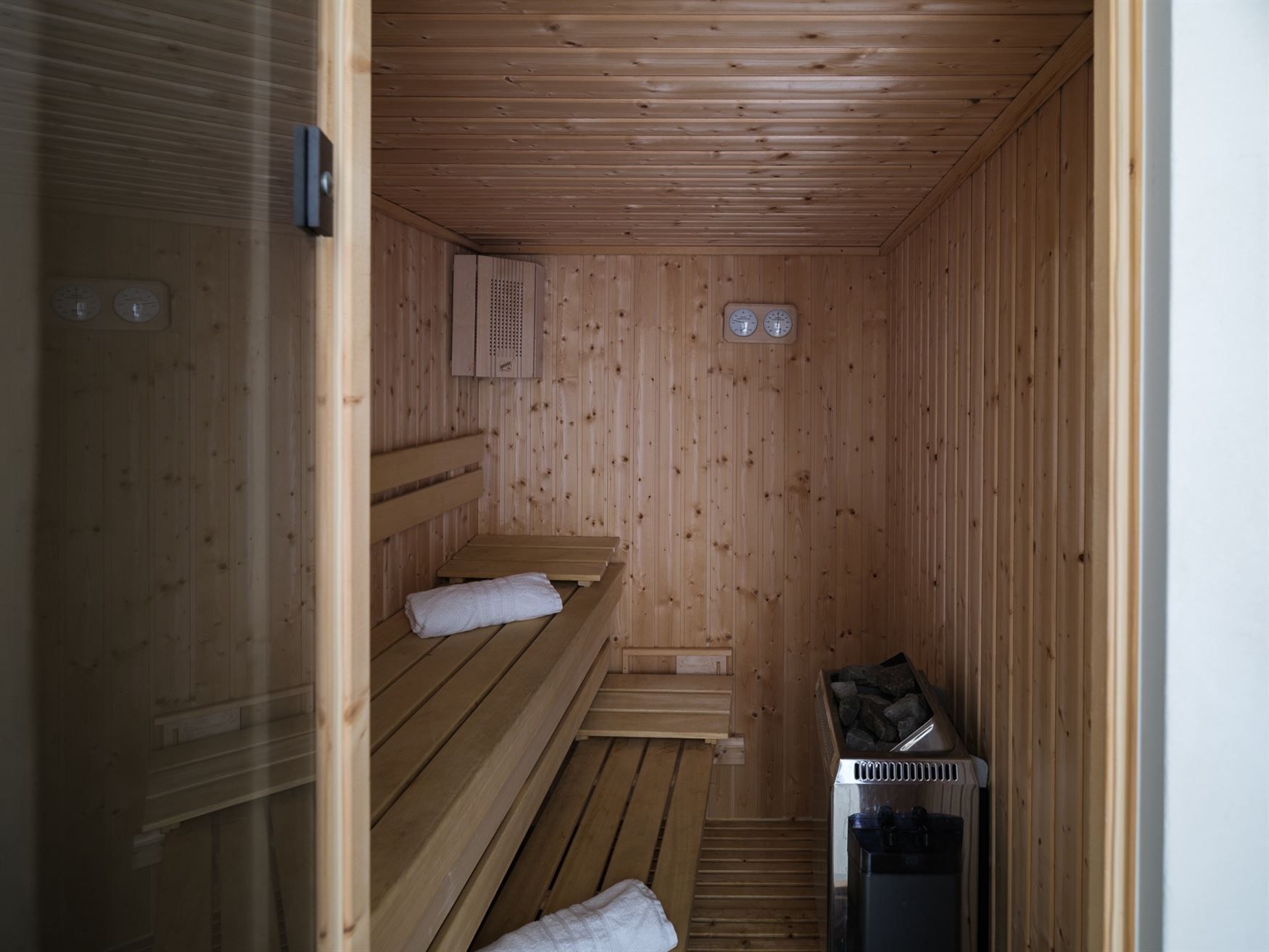 Karaktervolle hoeve met stijl en privacy foto 26