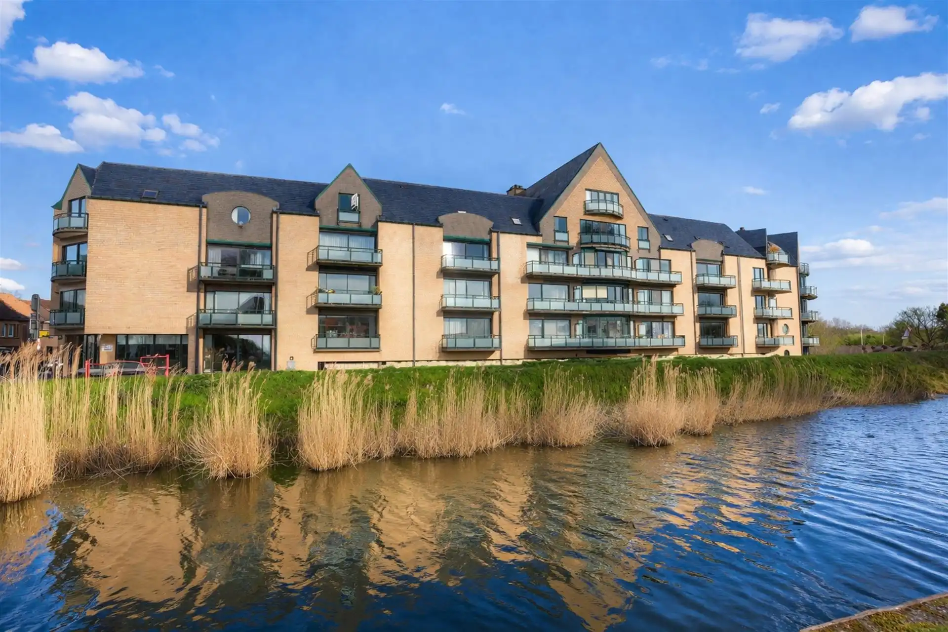 Comfortabel wonen aan het water met Durmezicht te Lokeren foto 12