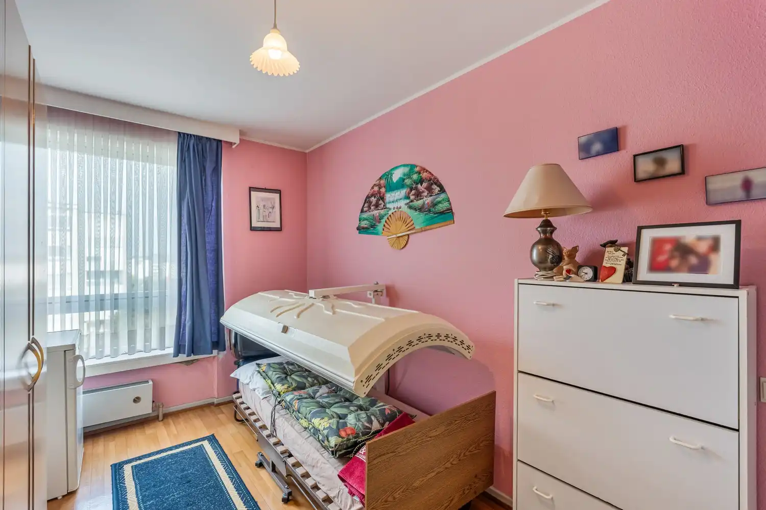 Ruim appartement met 2 slaapkamers, ondergrondse autostaanplaats en kelderberging. foto 19