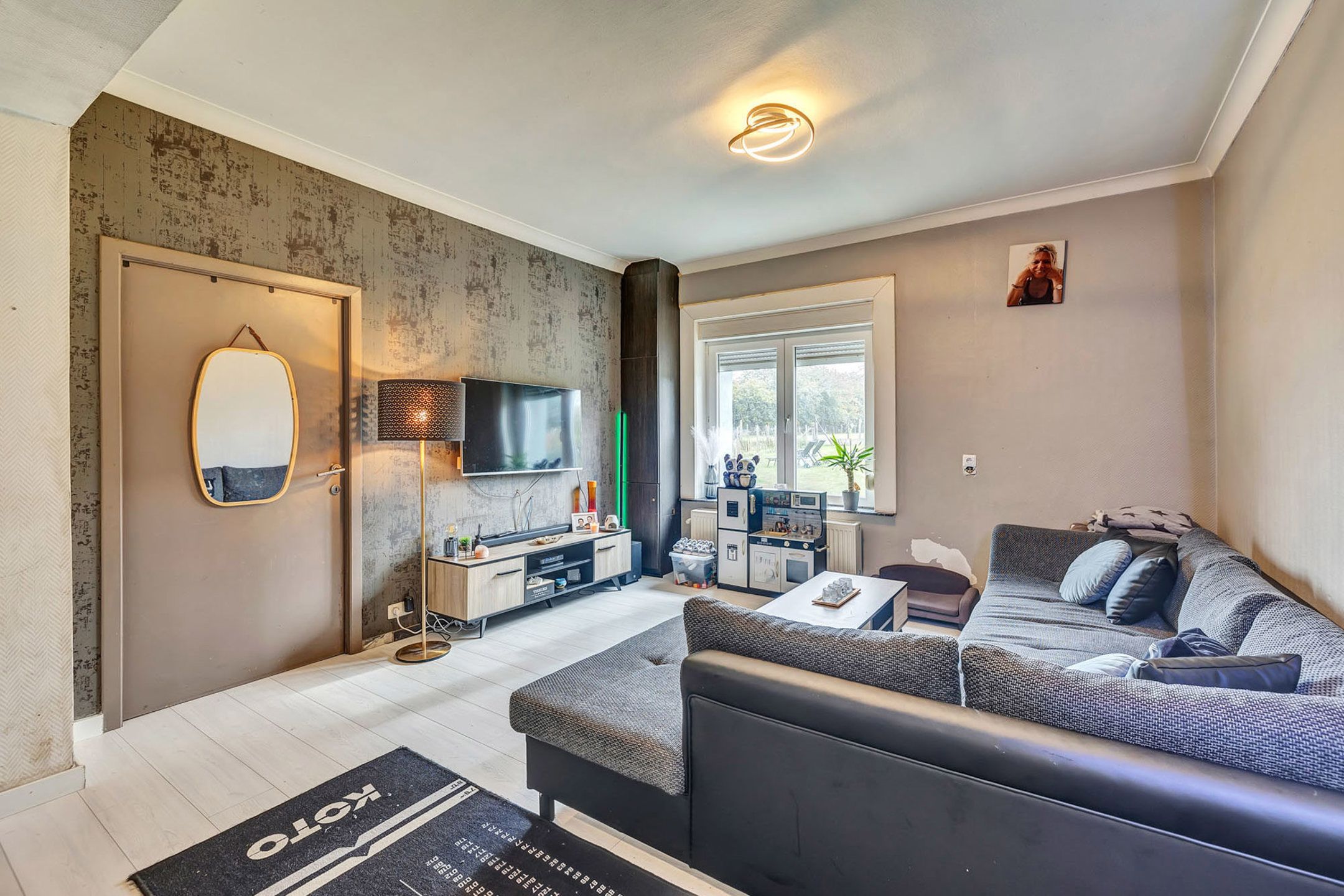 Uniek gelegen woning met ruime tuin foto 6