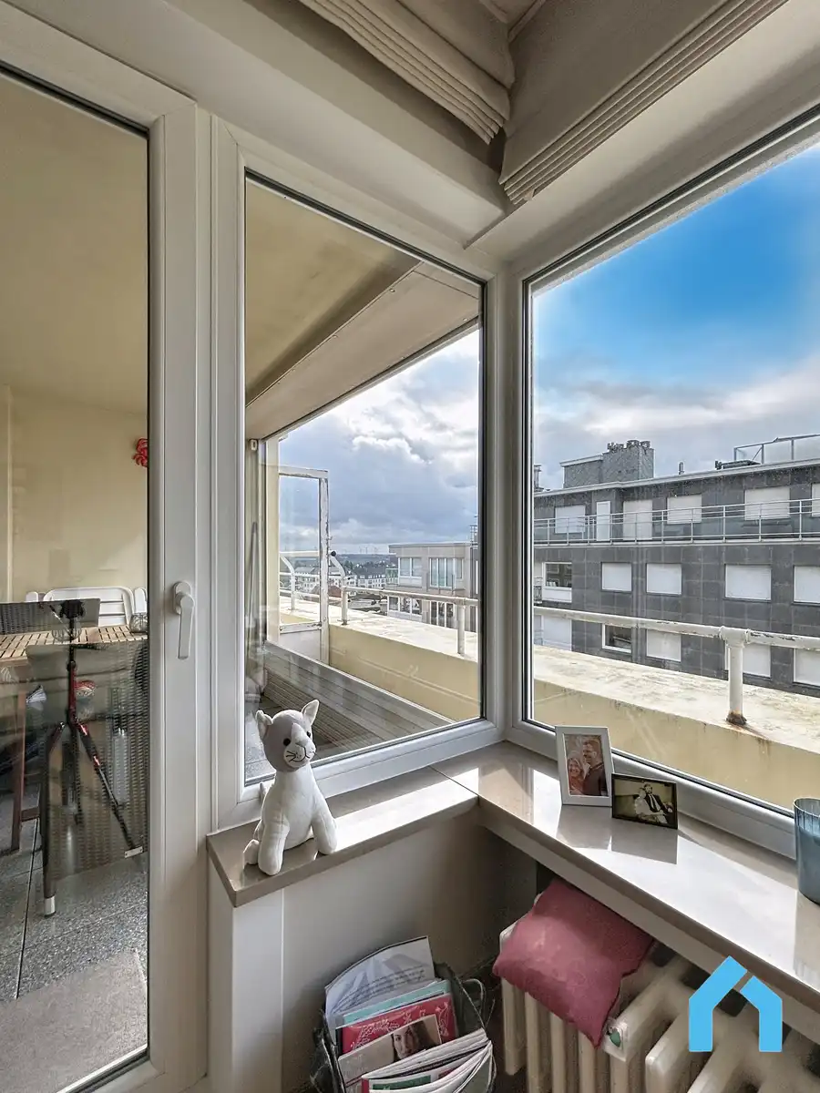 Charmant appartement met ruim terras te koop! foto 5