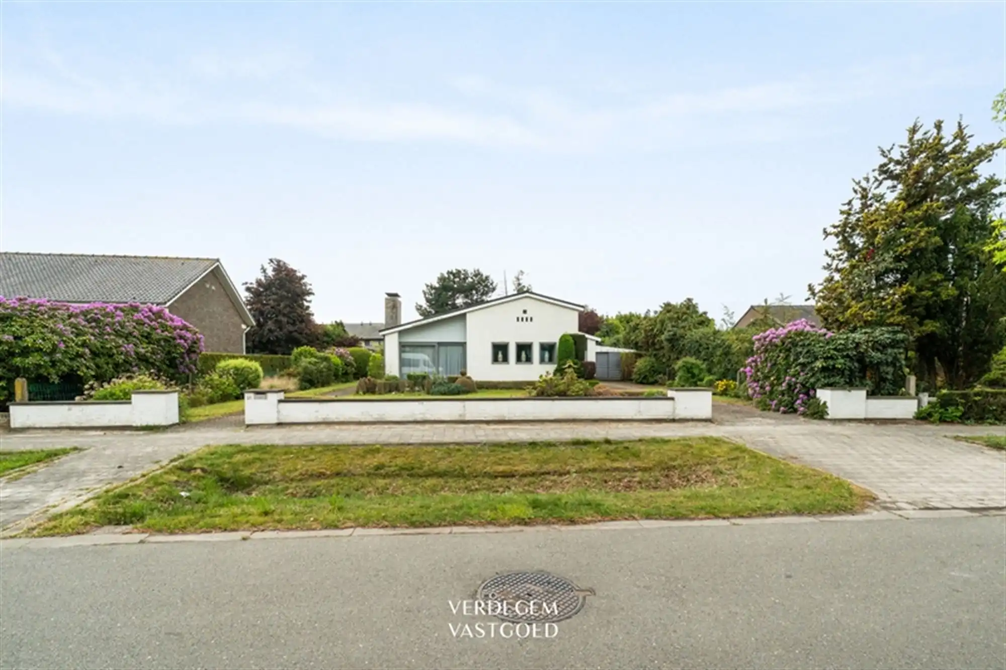 Hoofdfoto van de publicatie: Fijne bungalow op toplocatie met 3 slaapkamers, grote tuin en garage