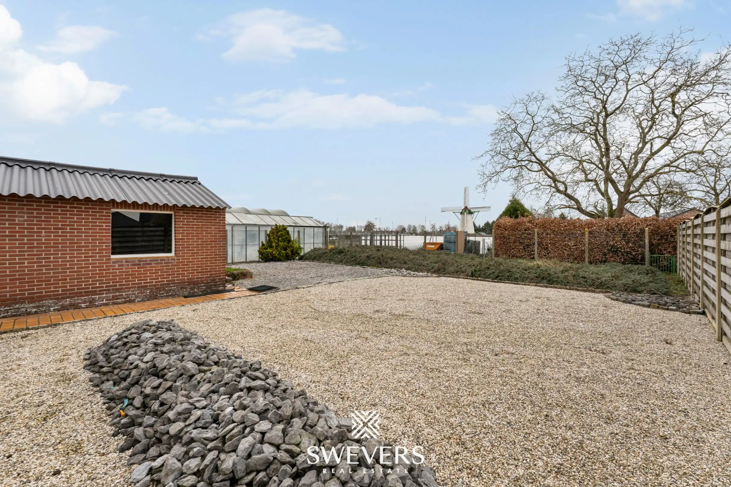 Vrijstaande woning met potentieel in Molenbeersel foto 21