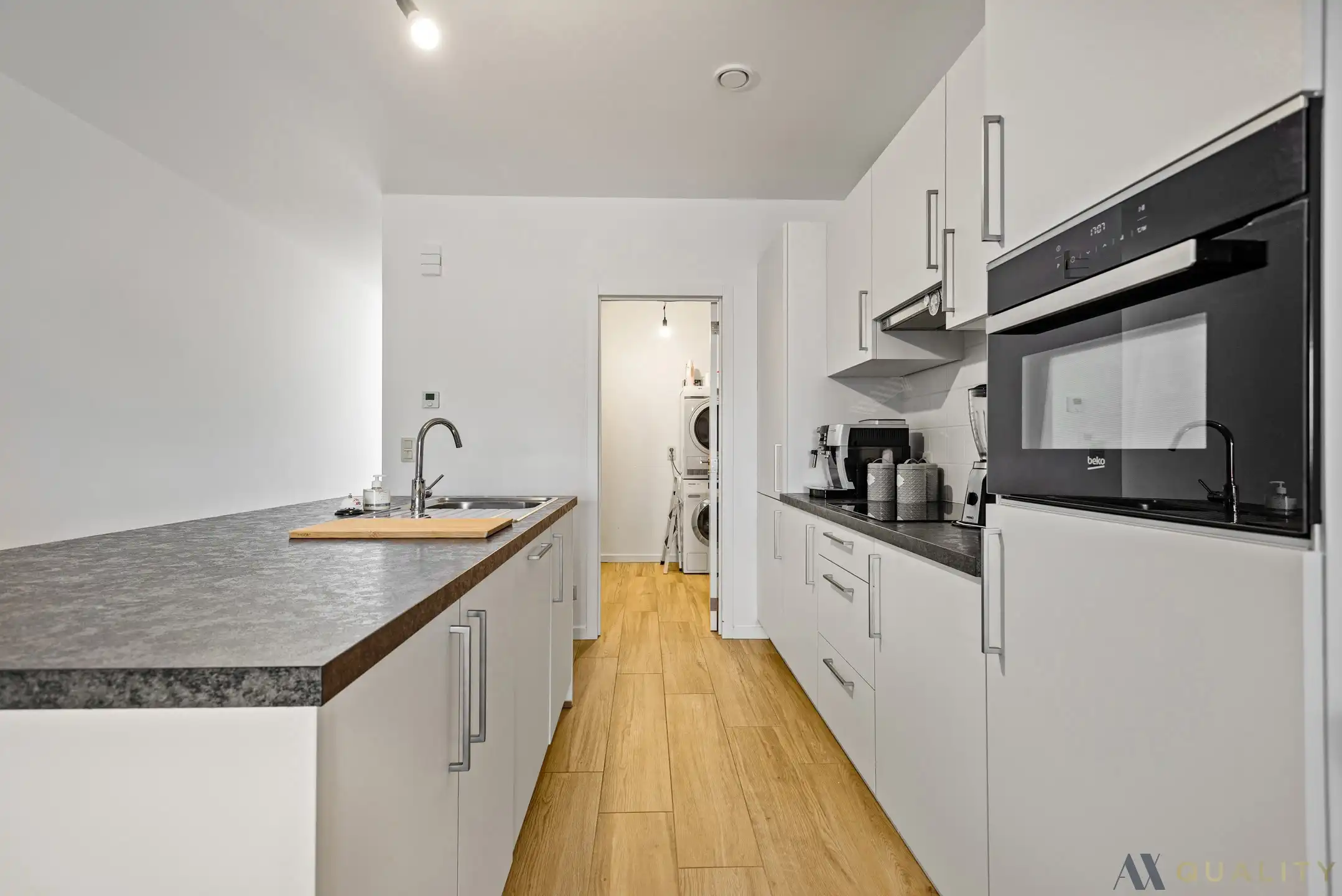 Recente woning met autostaanplaats nabij Bornem centrum foto 4