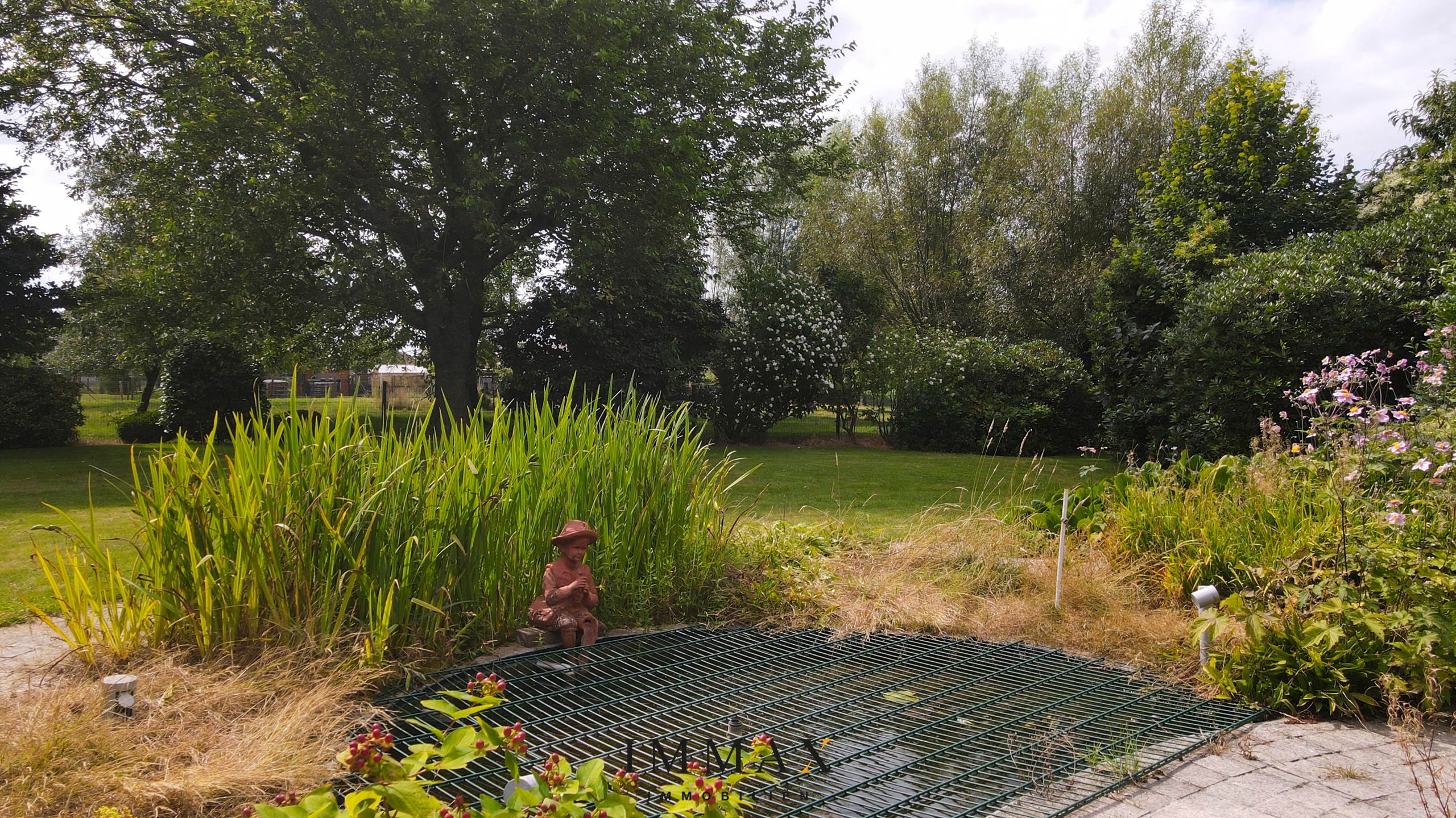 Ruime ééngezinswoning met grote tuin foto 4