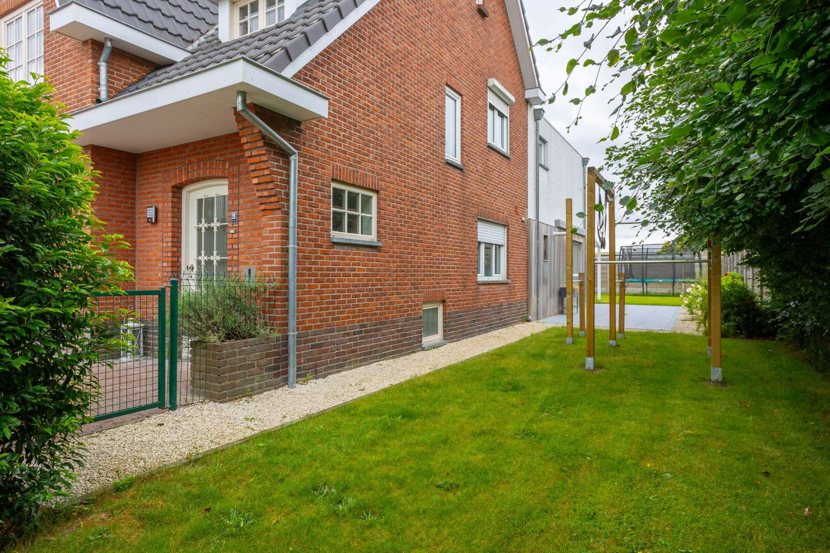 Deze vrijstaande woning gelegen op een perceel van 6a45ca wordt verkocht! foto 31