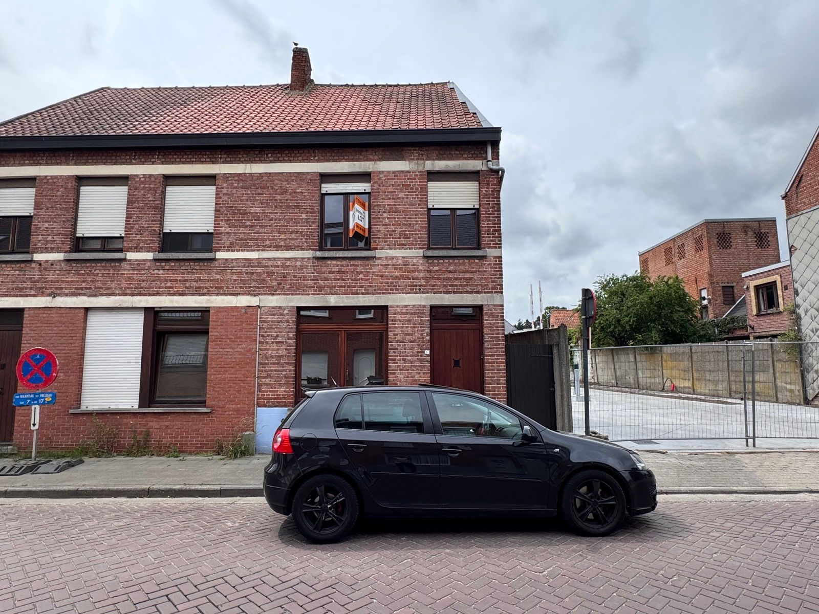 Gezellige woning met tuin TE HUUR  foto {{pictureIndex}}