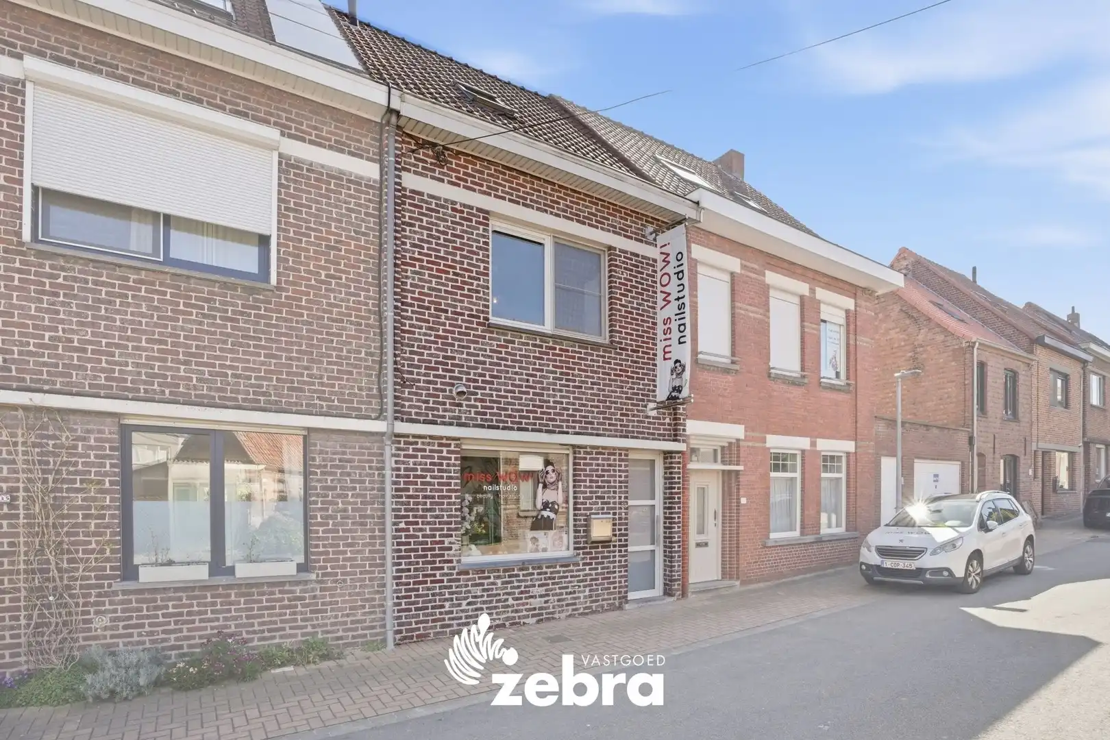 Instapklare, volledig gerenoveerde woning in Tielt met tuin, terras en uitweg! foto 27