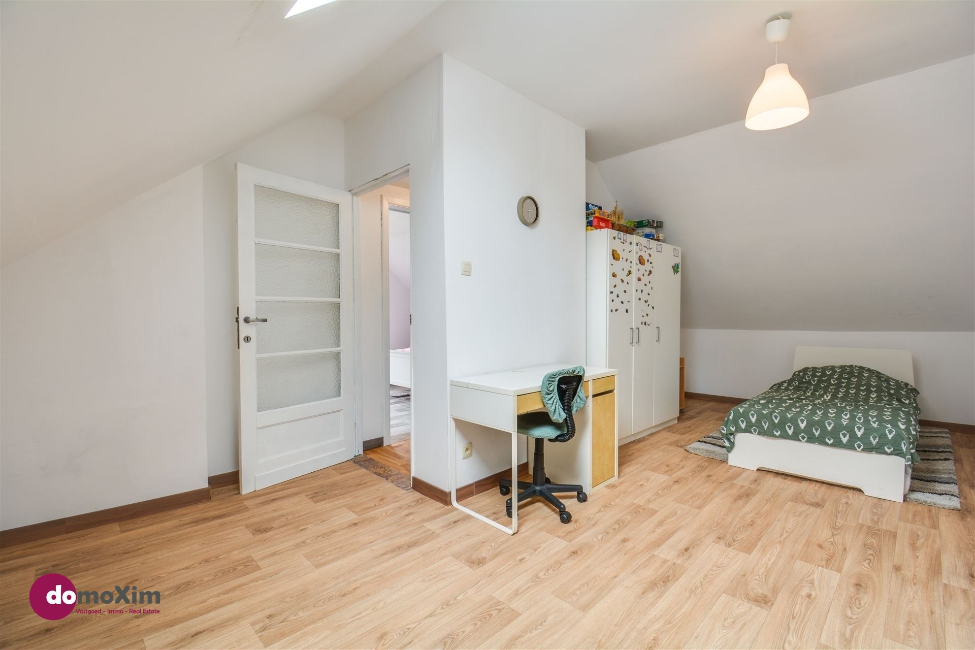 Charmante gezinswoning met drie slaapkamers nabij het centrum van Schiplaken foto 12