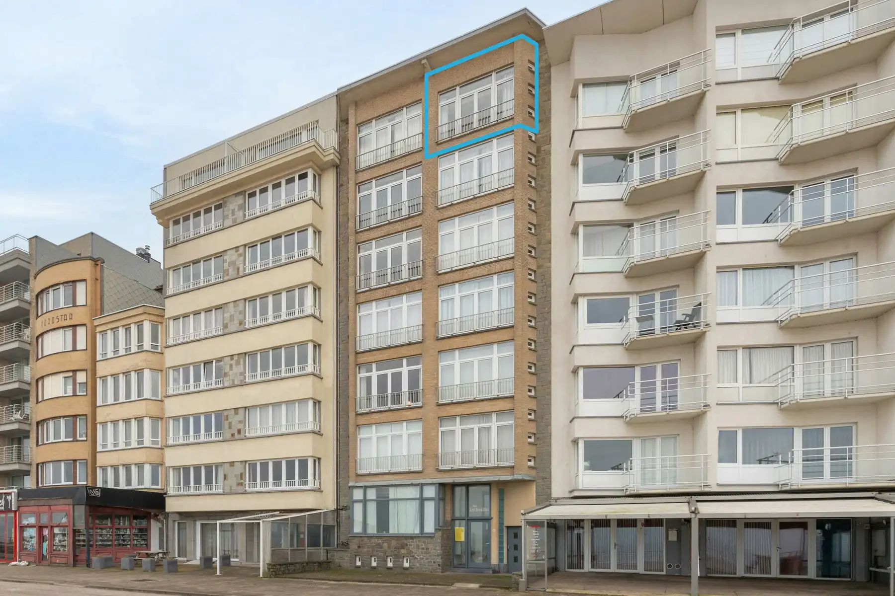 Toplocatie op zeedijk met prachtig zeezicht! foto 2