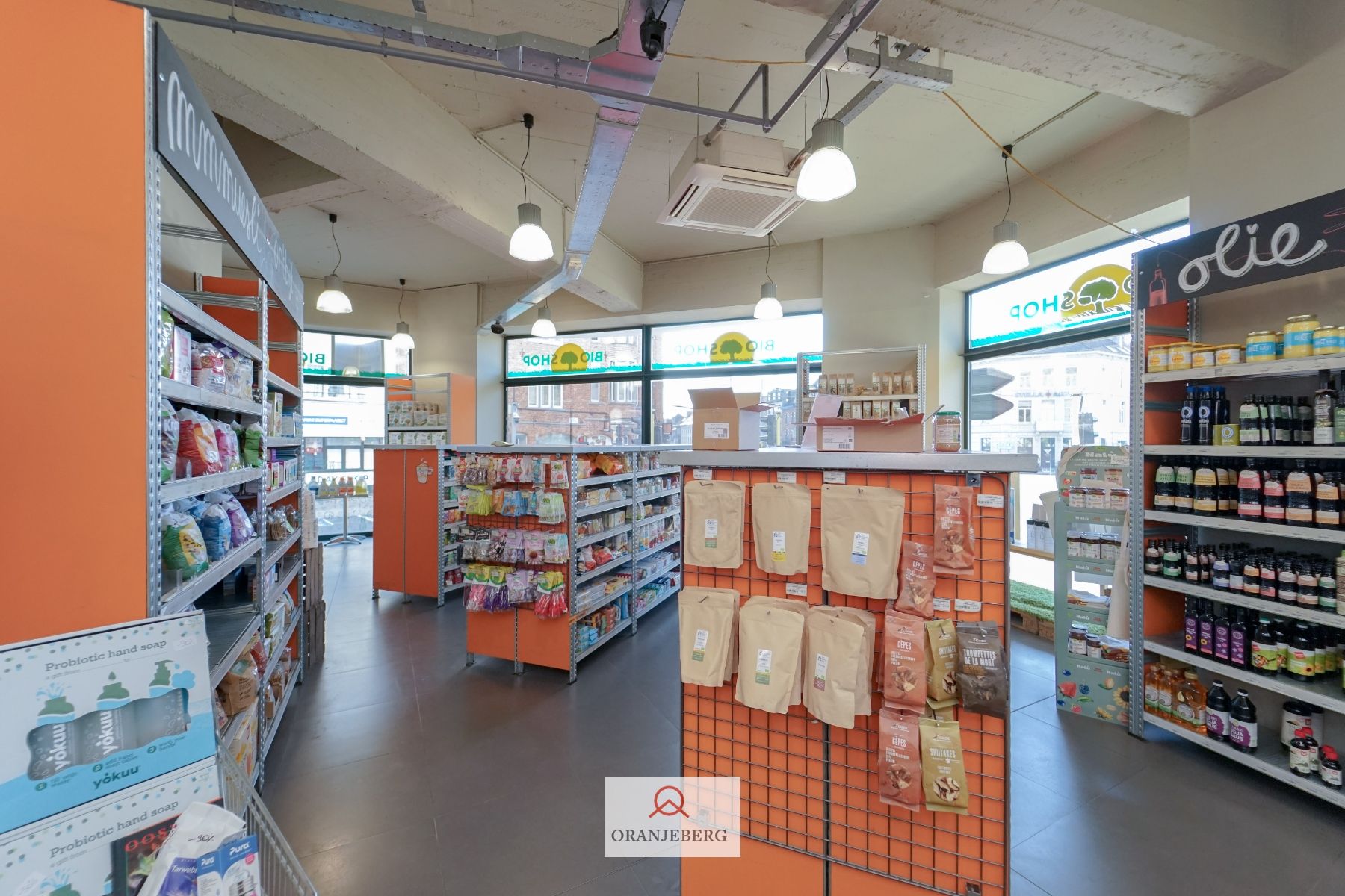 Ruim hoekpand (325 m²) op TOPligging met visibileit foto 8