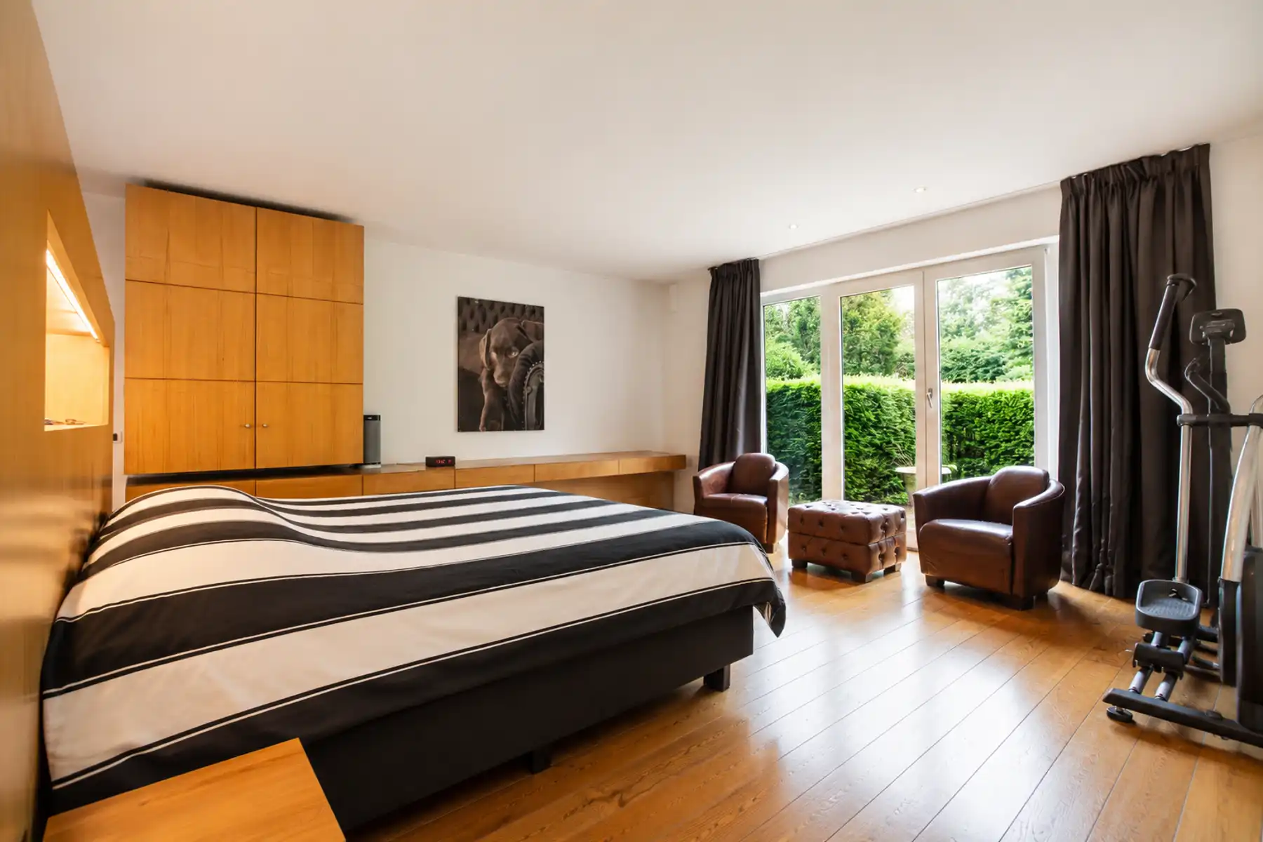 Exclusieve architectenwoning met zwembad in Kapellenbos foto 16