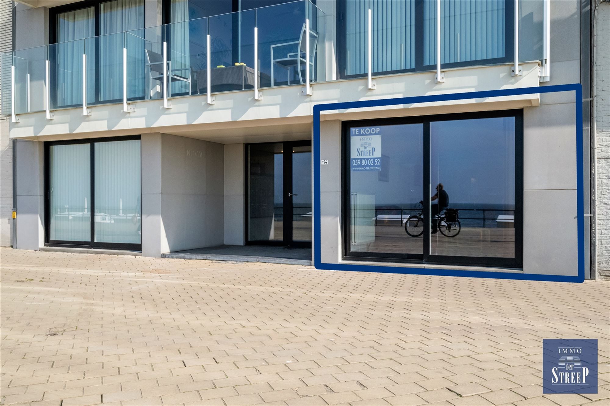 Appartement met 2 slaapkamers op de zeedijk foto 2