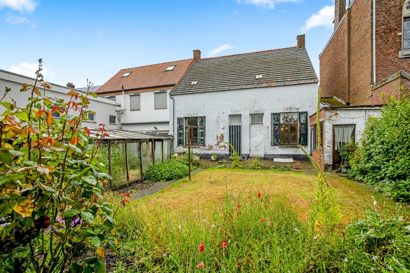 Authentieke, te renoveren woning met 4 à 5 slpk. en tuin foto 35