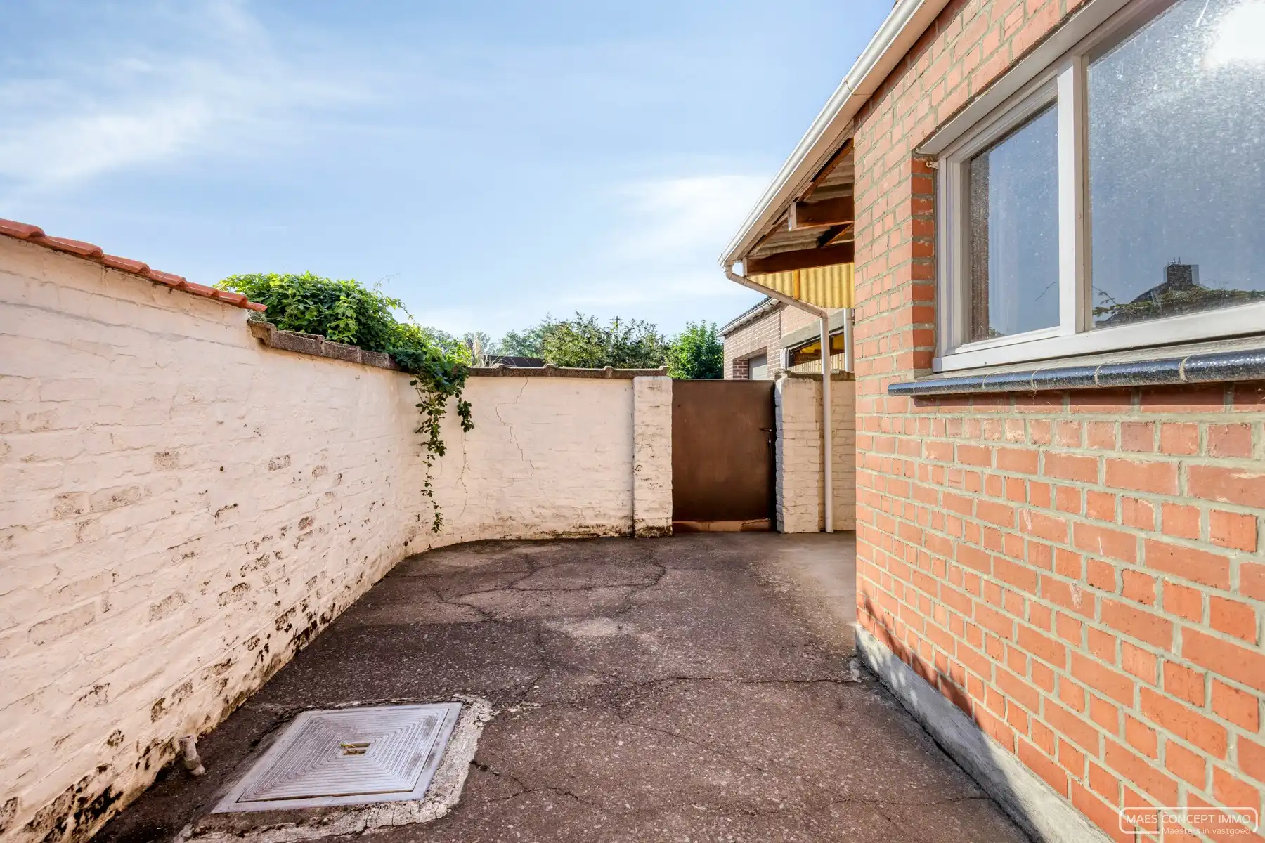 Karaktervolle woning met garage te koop op Elsegemplein (Wortegem) foto 31