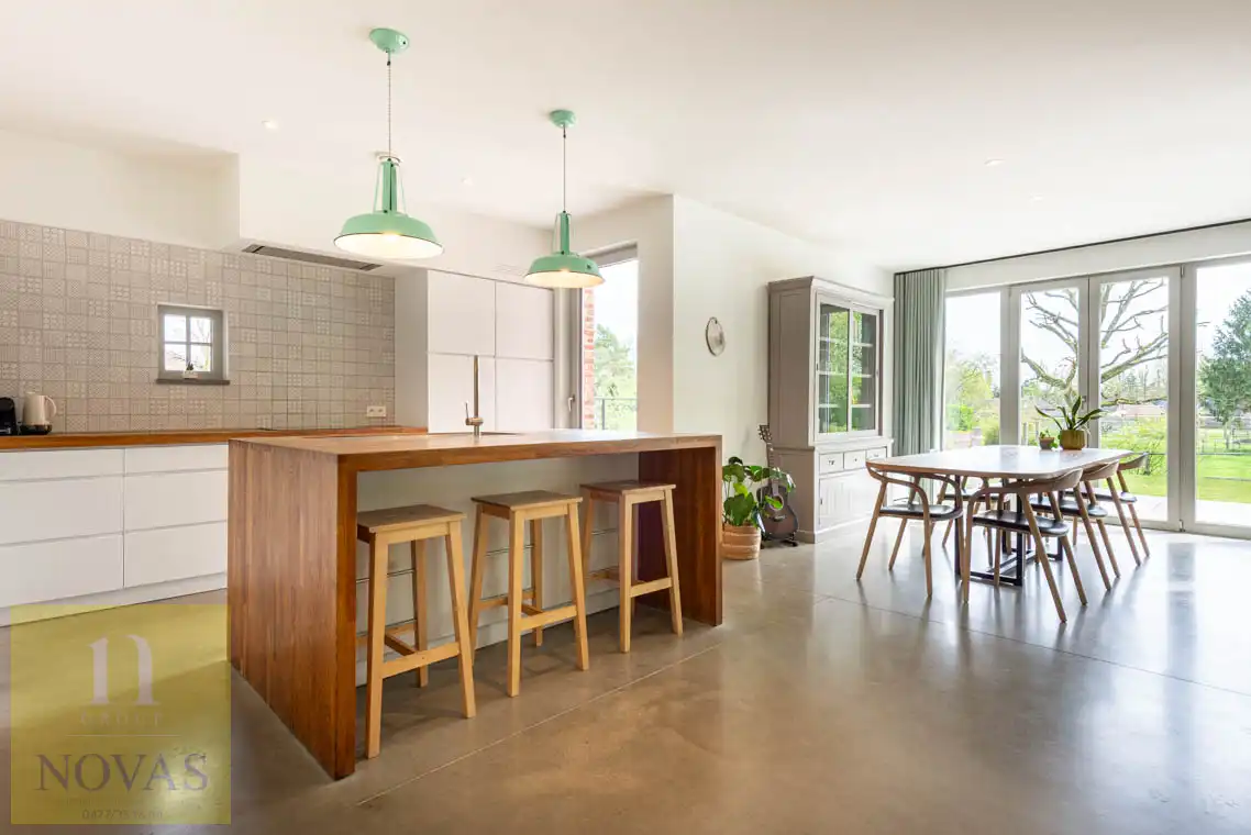 Prachtige woning, zonnepanelen, warmtepomp, thuisbatterij, 4 slaapkamers, bouwjaar 2015 foto 8