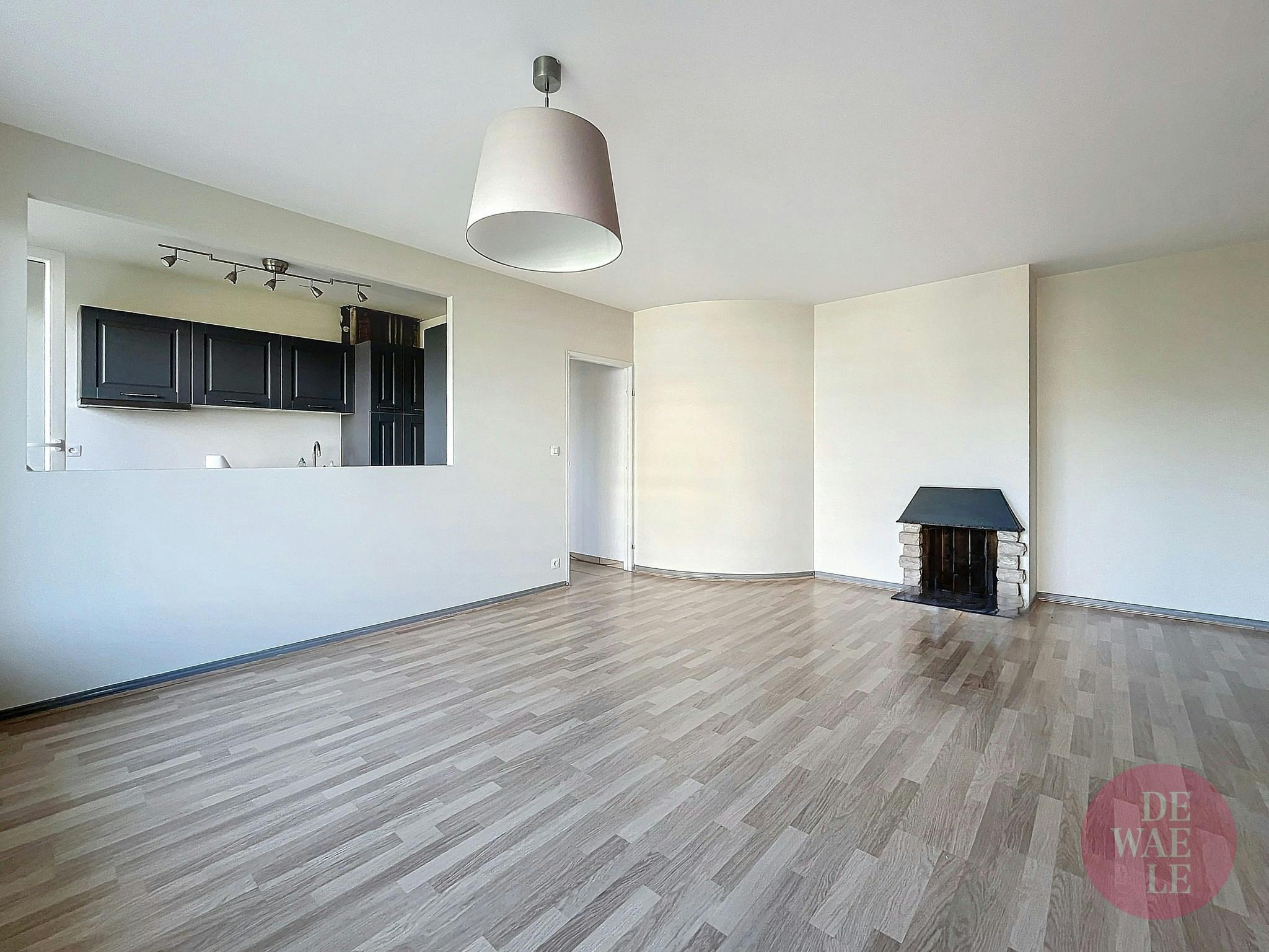 Licht appartement met 2 slaapkamers en garage in Oudergem foto 3