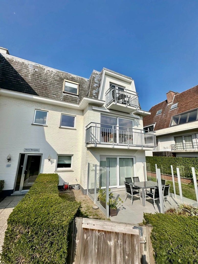 Appartement met twee slaapkamers, volledig gerenoveerd, op wandelafstand van het strand van Duinbergen. foto 17