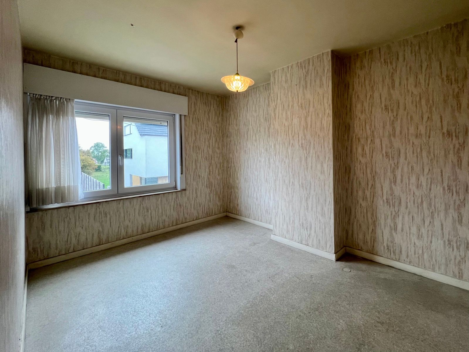 Solide woning met gunstige ligging foto 14