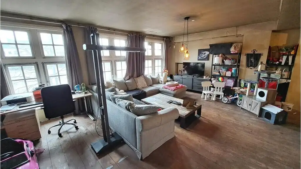 Overname instapklare lounge- en tapasbar met ruim terras in Brugge foto 7