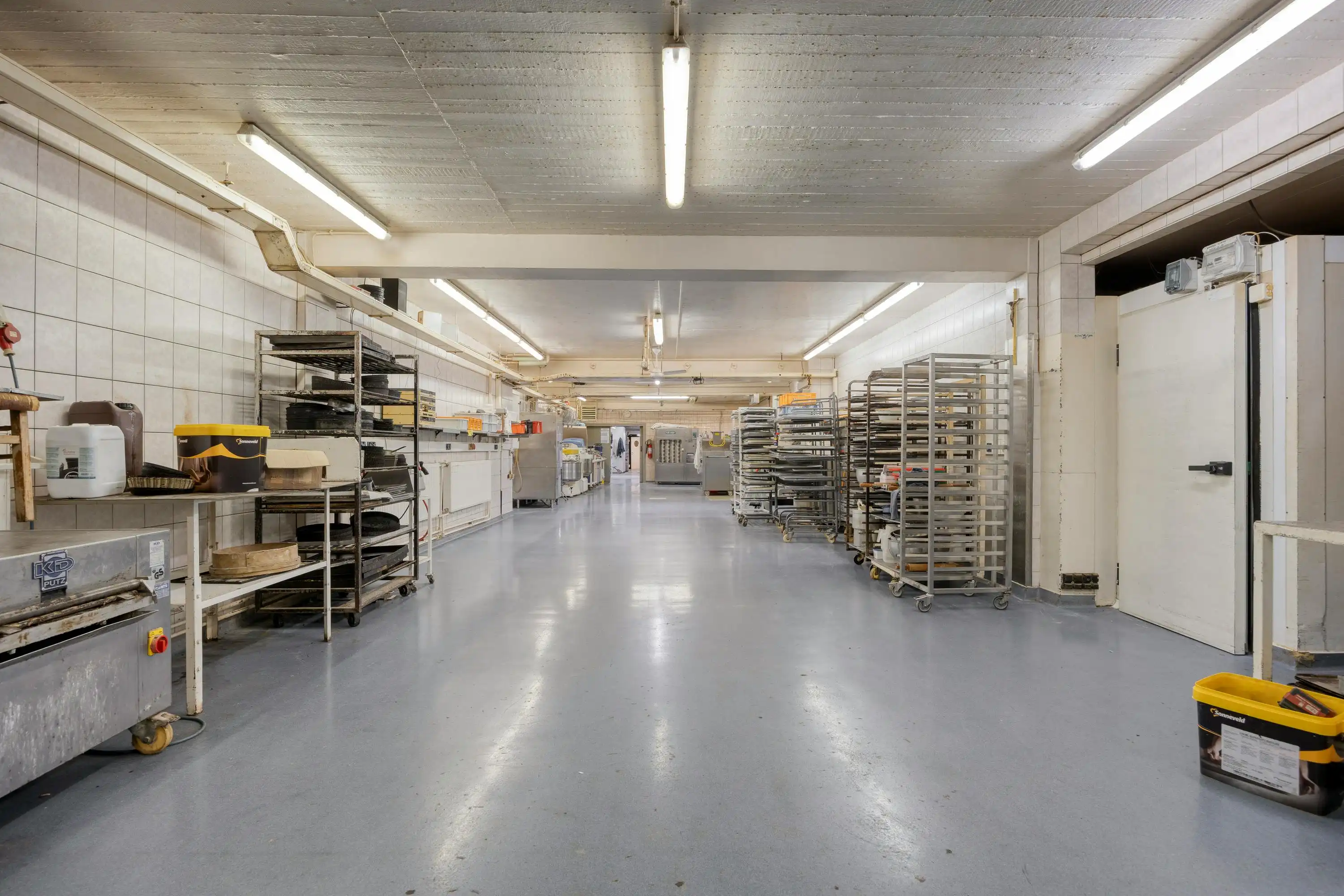 Handelspand met woonst, 6 slpk, in Wildert centrum te koop foto 23
