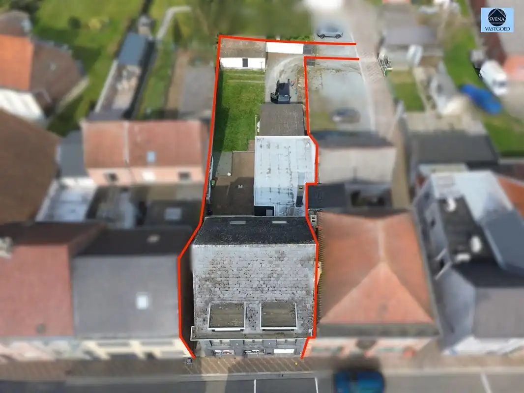 Hoofdfoto van de publicatie: HANDELSHUIS EN APPARTEMENT MET 5 SLAAPKAMERS