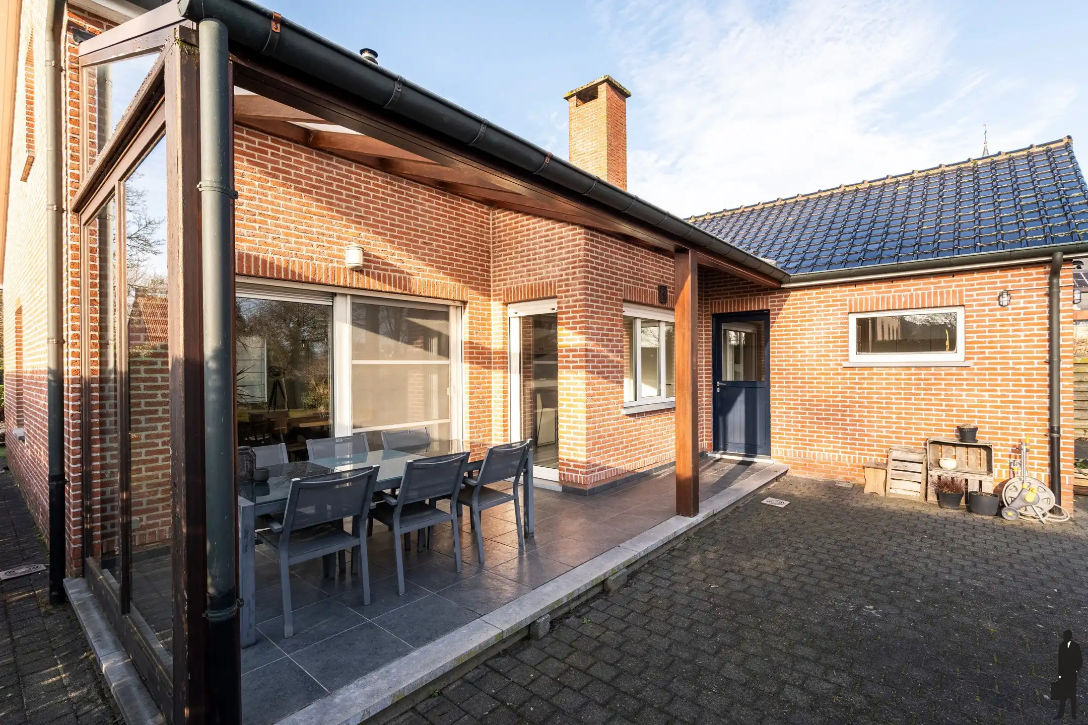 Vrijstaande woning op een ruim perceel van ca. 1.300 m² in hartje Loenhout! foto 27