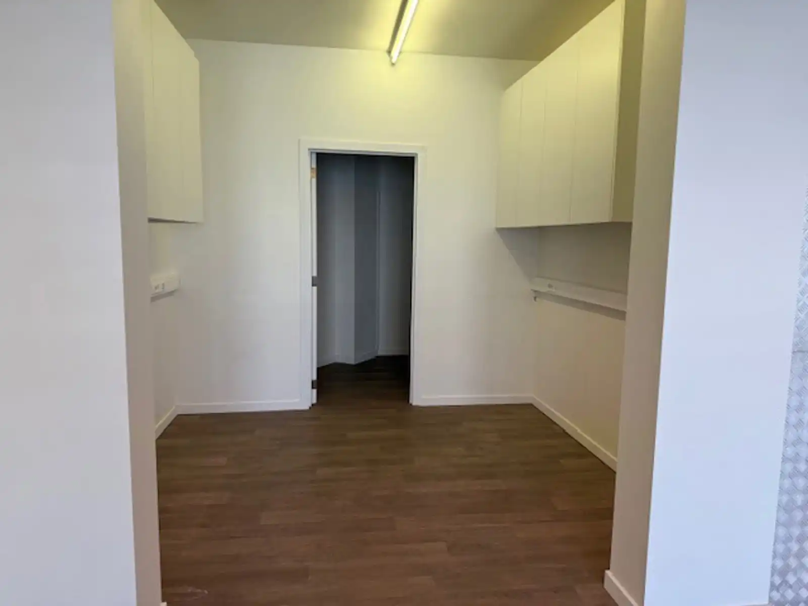 Te huur : handelspand in Aalst foto 9